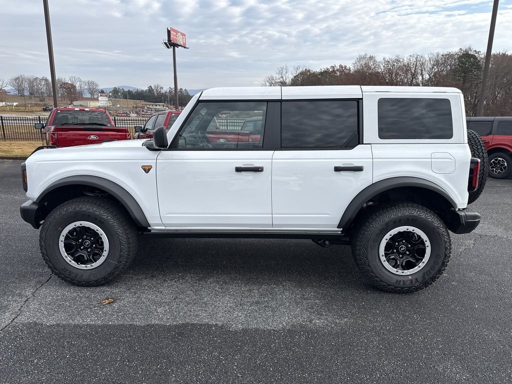 New 2025 Ford Bronco Badlands SUV