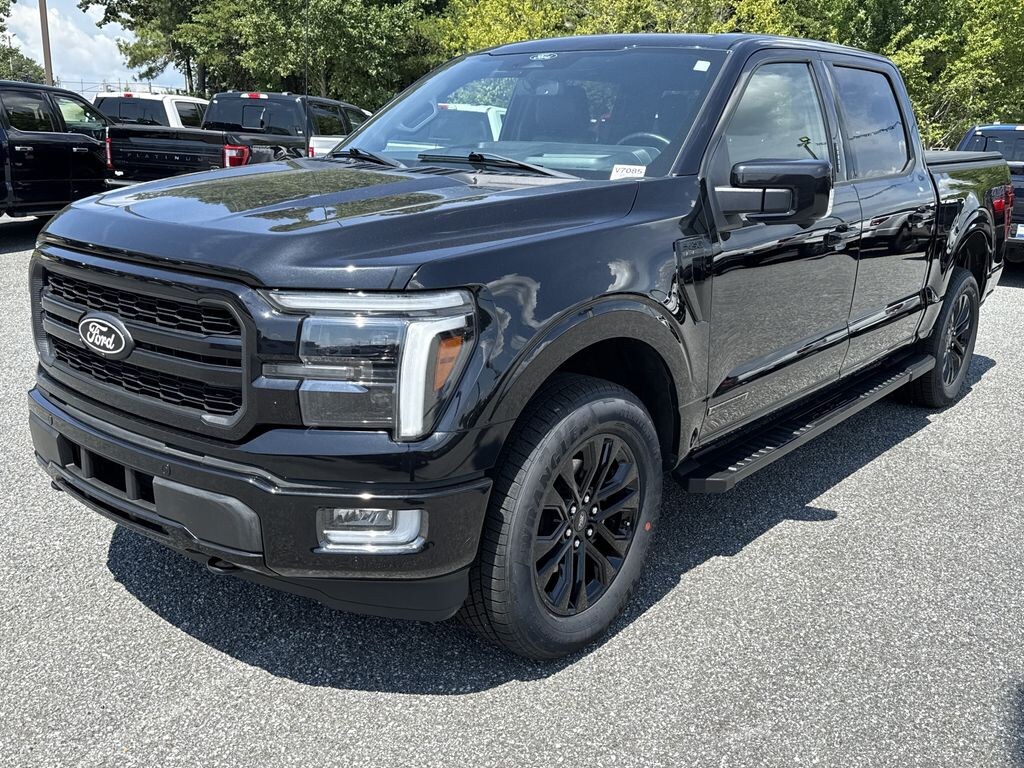 Used 2024 Ford F-150 Lariat Crew Cab Truck