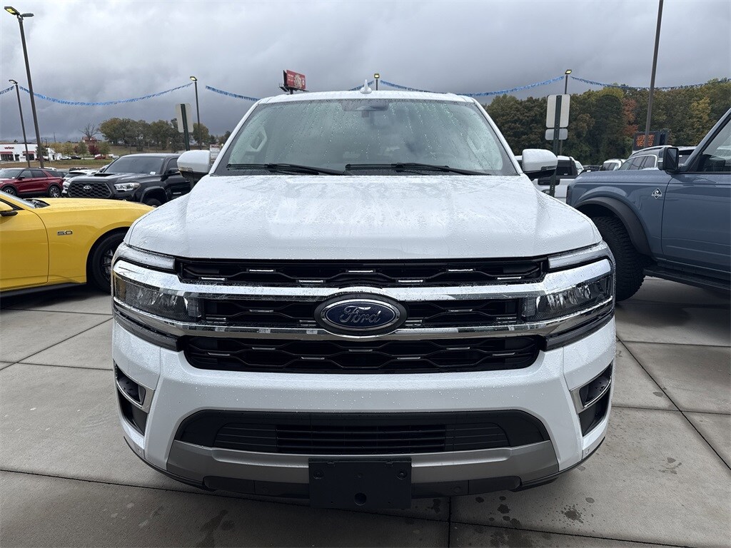 Used 2024 Ford Expedition MAX Limited SUV