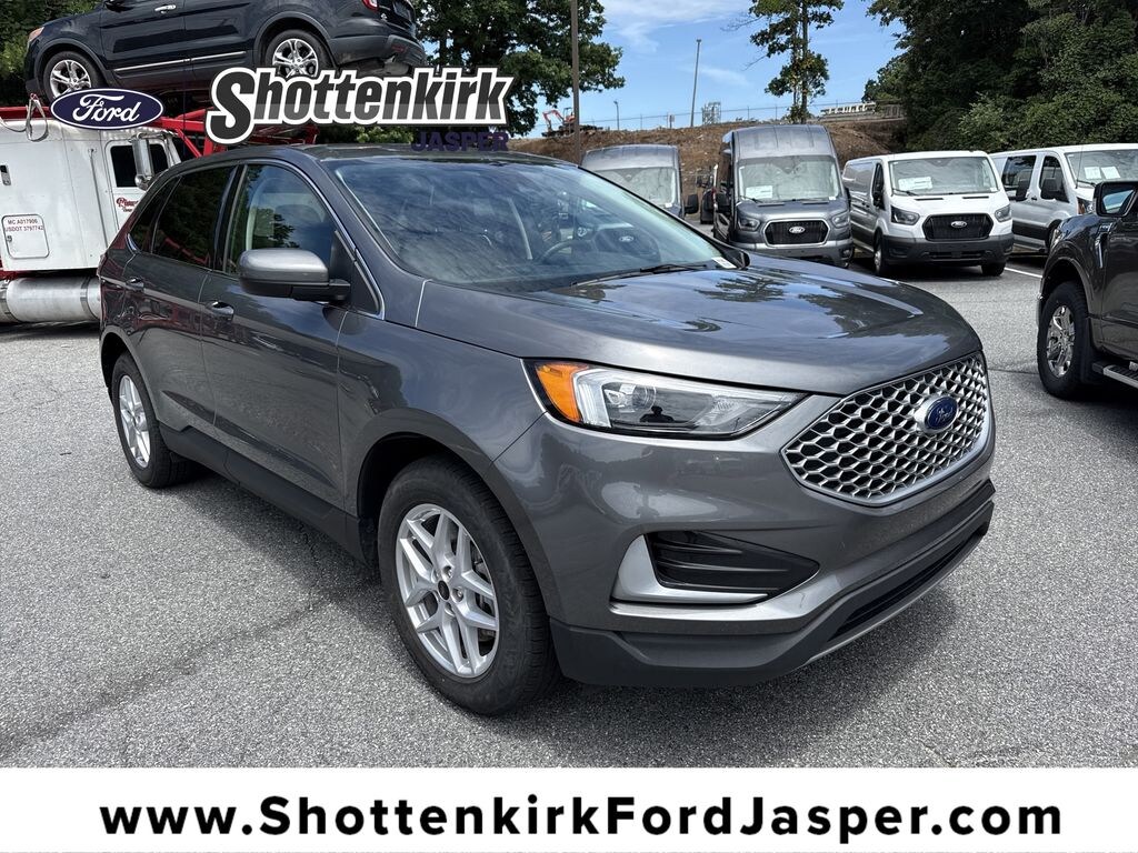 Used 2024 Ford Edge SEL SUV