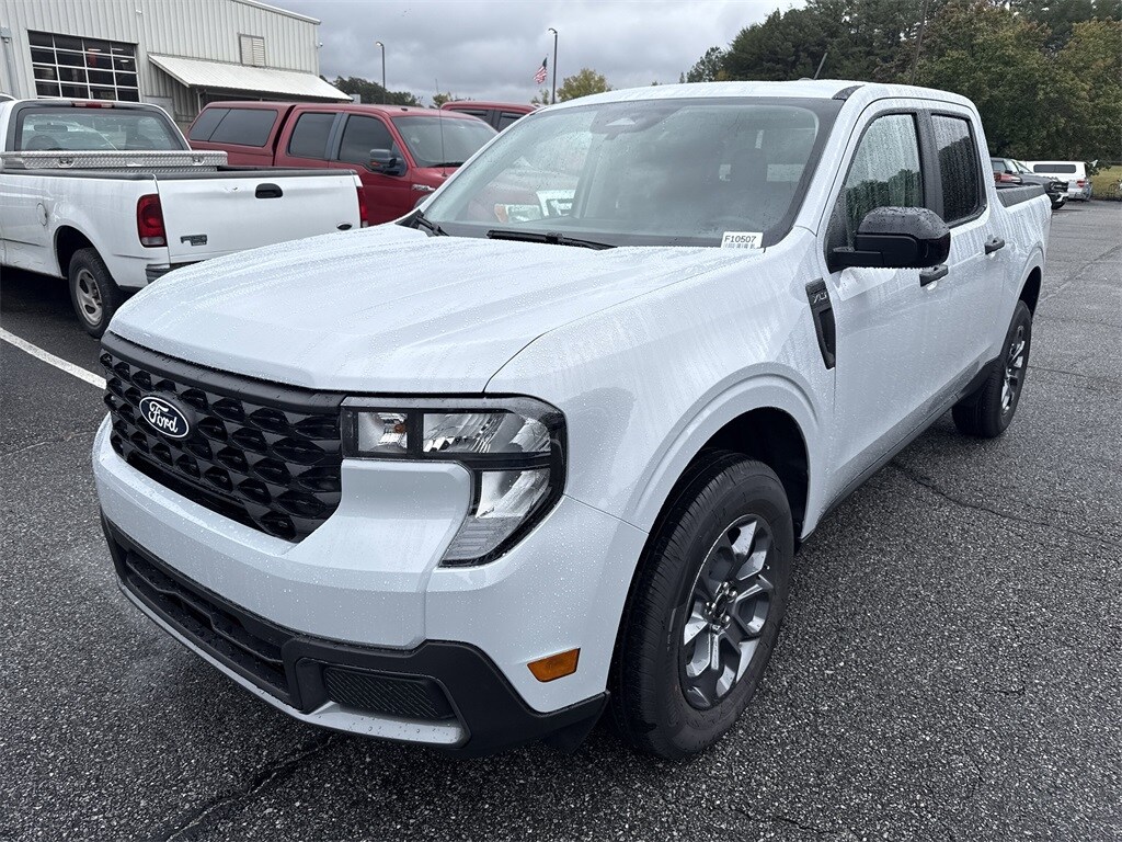 New 2025 Ford Maverick XLT Truck