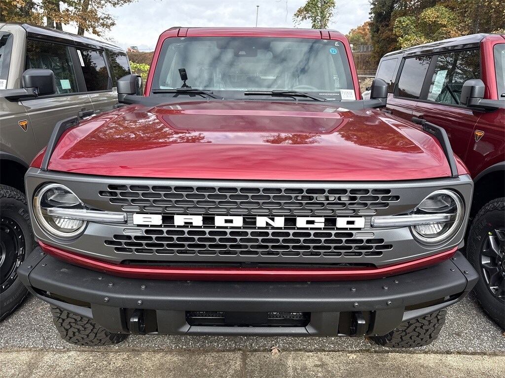 New 2025 Ford Bronco Badlands SUV