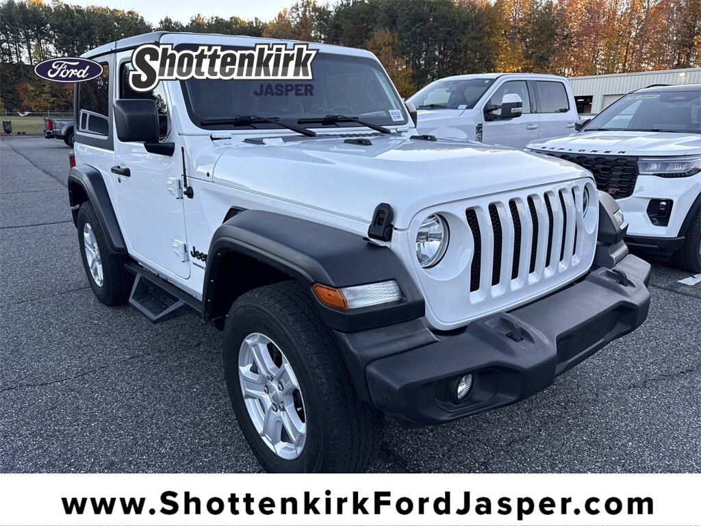 Used 2022 Jeep Wrangler Sport SUV
