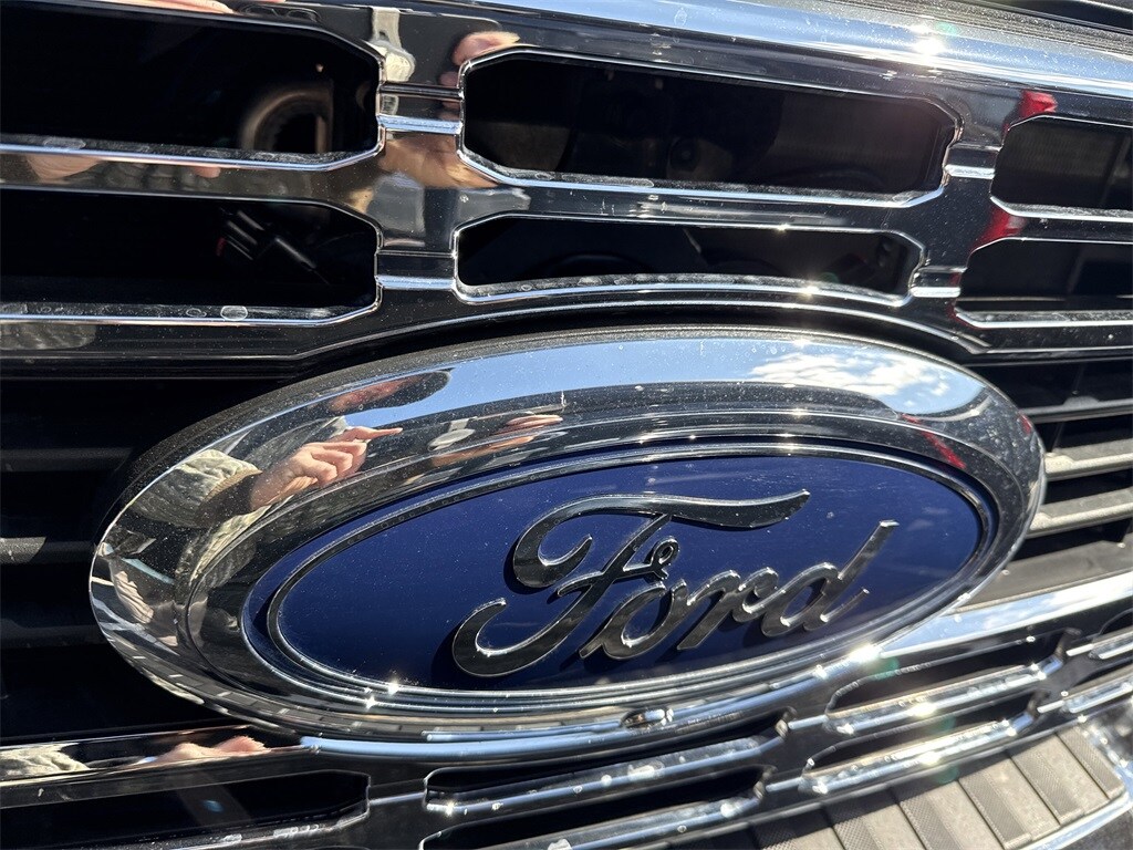 Used 2025 Ford F-350 XLT Crew Cab Truck