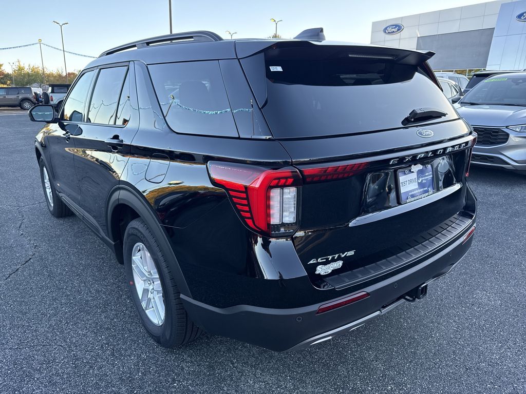 2026 Ford Explorer Active - Photo 5