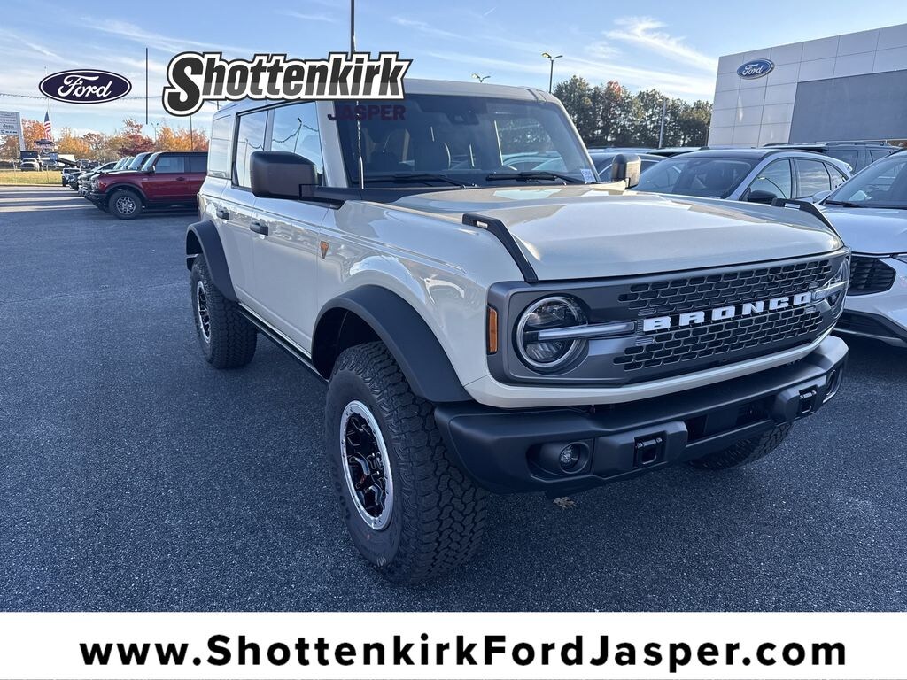 New 2025 Ford Bronco Badlands SUV