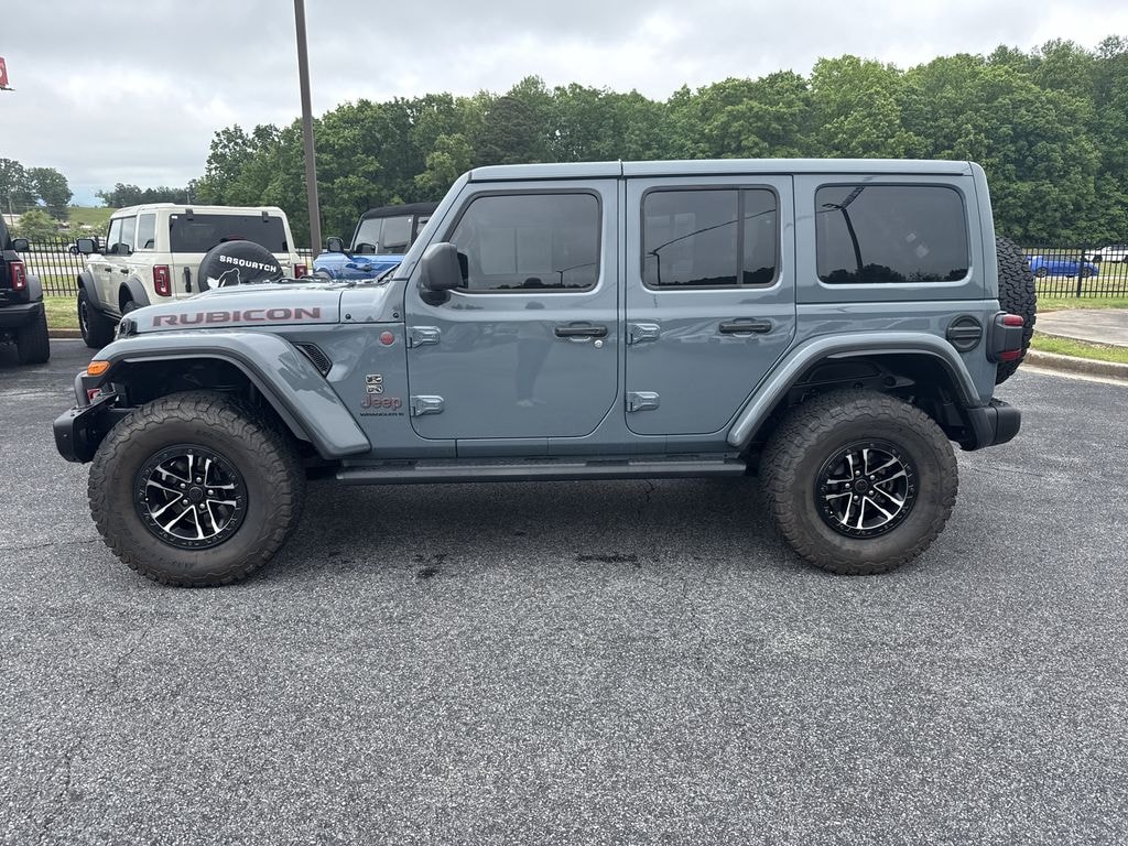 Used 2024 Jeep Wrangler Rubicon SUV