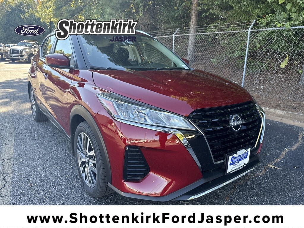 Used 2023 Nissan Kicks SV SUV