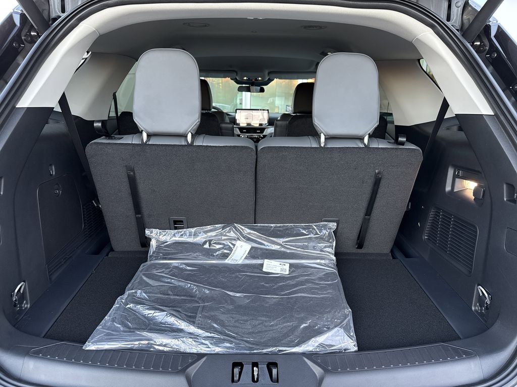 2026 Ford Explorer Active - Photo 29