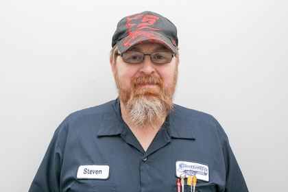 Staff member Steven McDonald from ID_7cc3c870b7bd