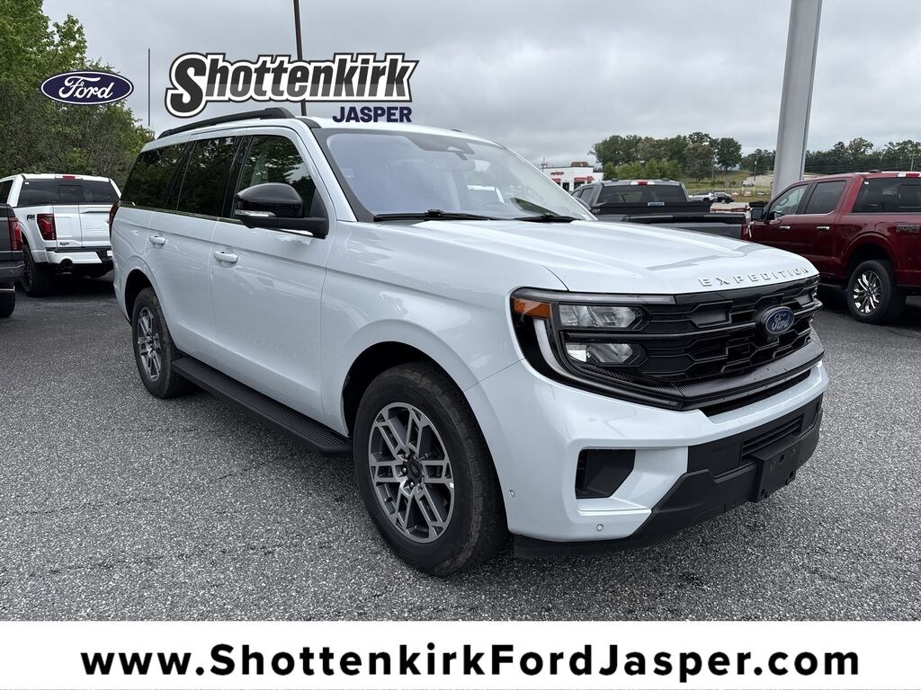 Used 2025 Ford Expedition Active SUV