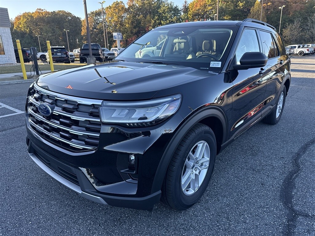 New 2026 Ford Explorer Active SUV
