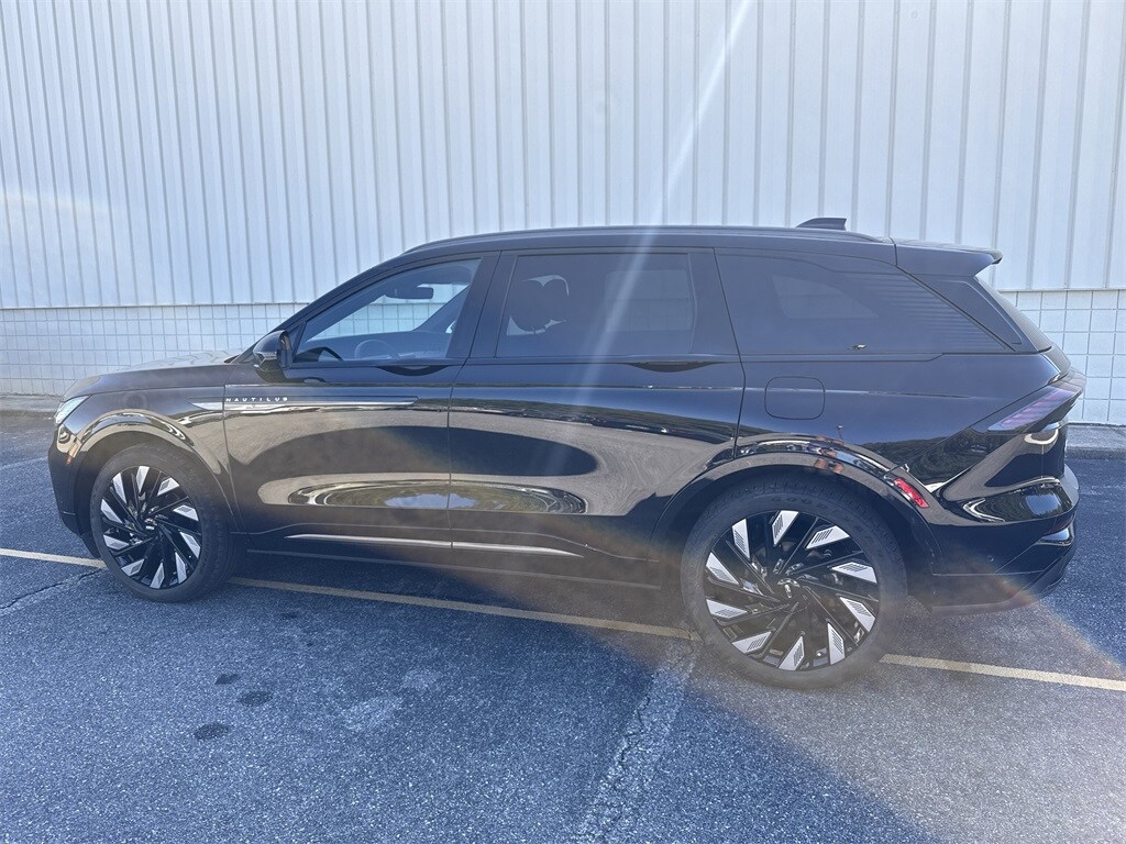 Used 2024 Lincoln Nautilus Reserve SUV