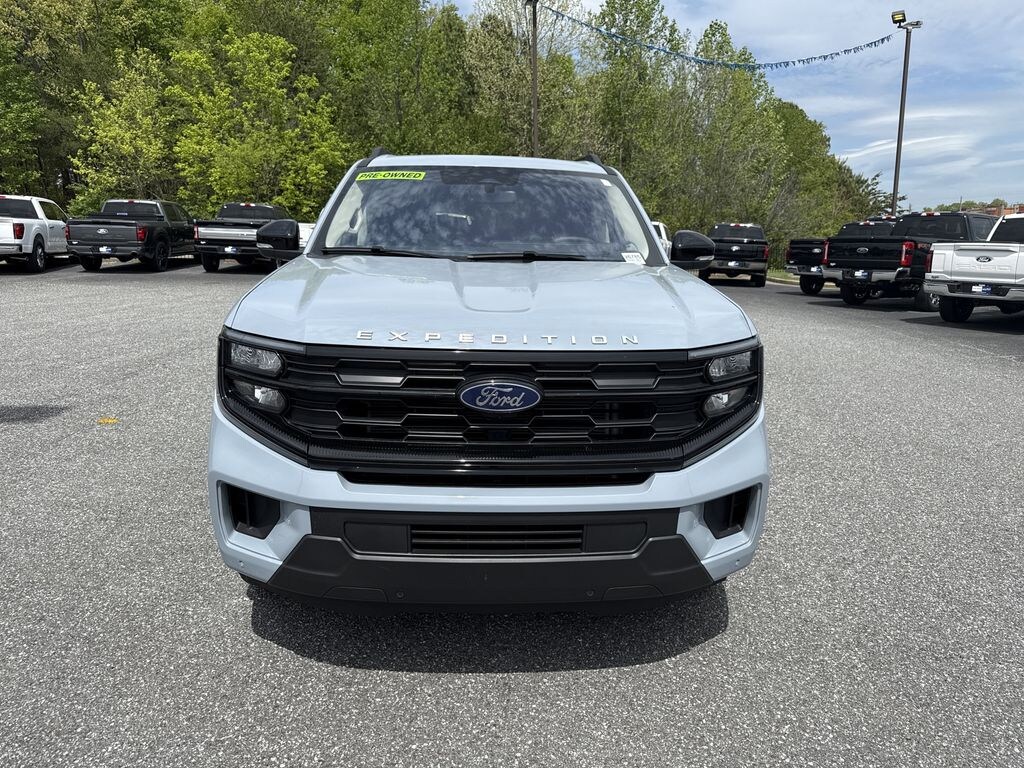Used 2025 Ford Expedition MAX Active SUV