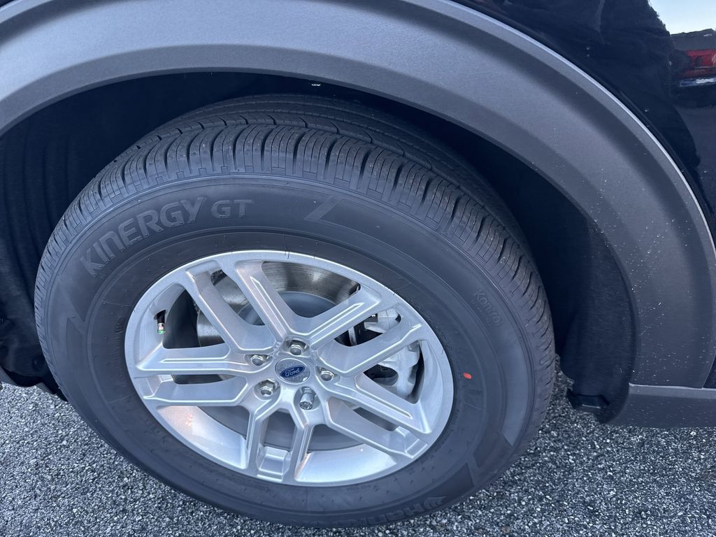 2026 Ford Explorer Active - Photo 11