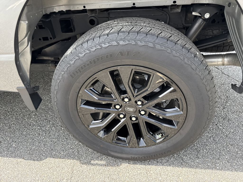2025 Ford F-150 Lariat - Photo 18