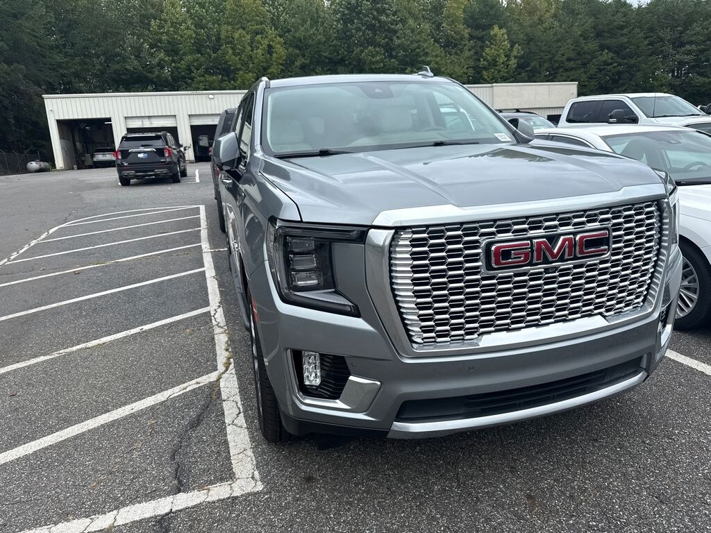Used 2024 GMC Yukon XL Denali SUV