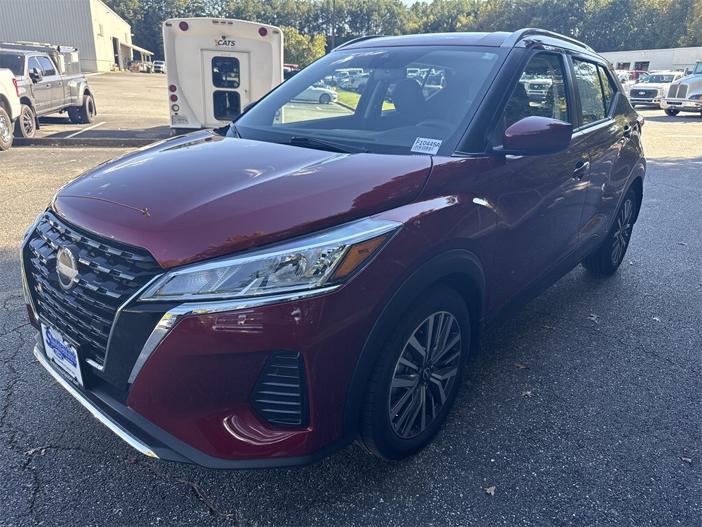 Used 2023 Nissan Kicks SV SUV