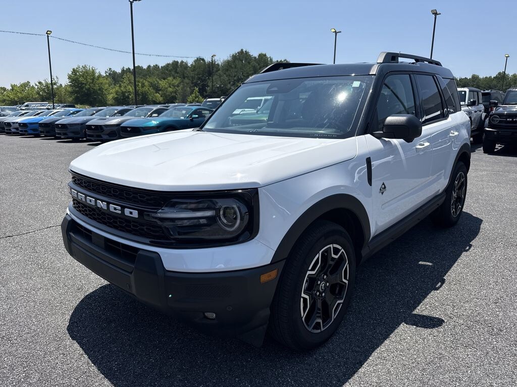 Used 2025 Ford Bronco Sport Outer Banks SUV