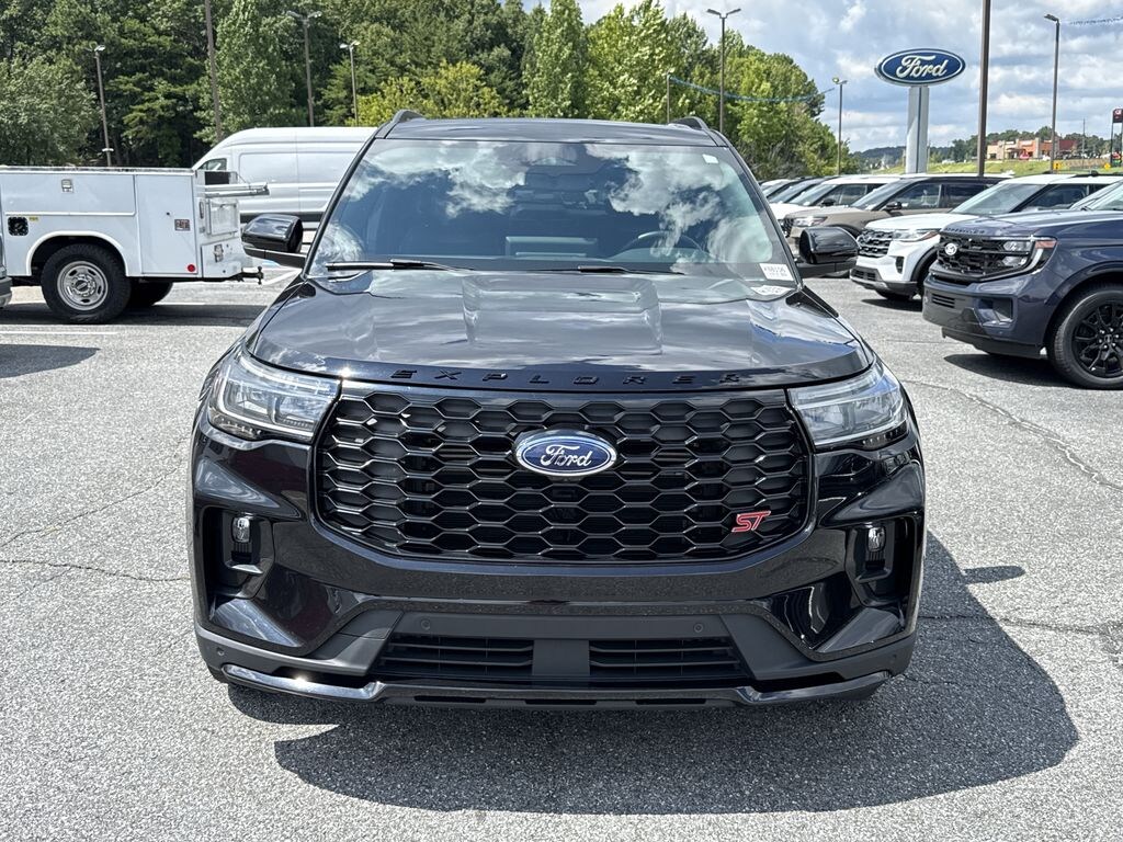 Used 2025 Ford Explorer ST SUV