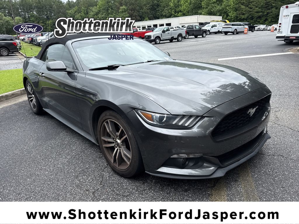 2015 Ford Mustang EcoBoost Convertible Premium's photo