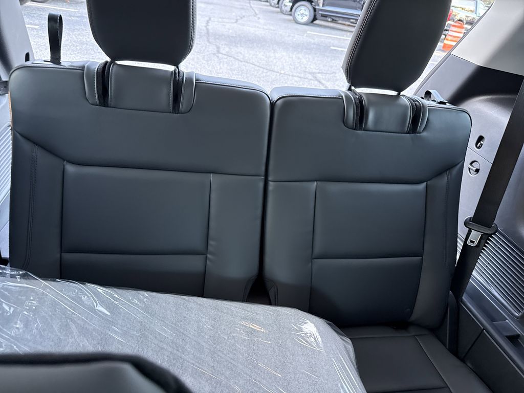 2026 Ford Explorer Active - Photo 16