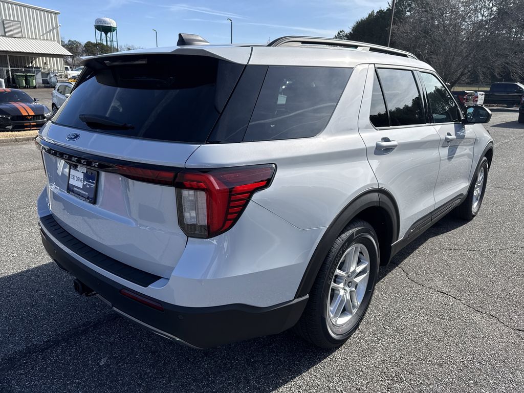 2026 Ford Explorer Active - Photo 7