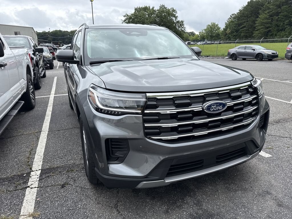 New 2026 Ford Explorer Active SUV
