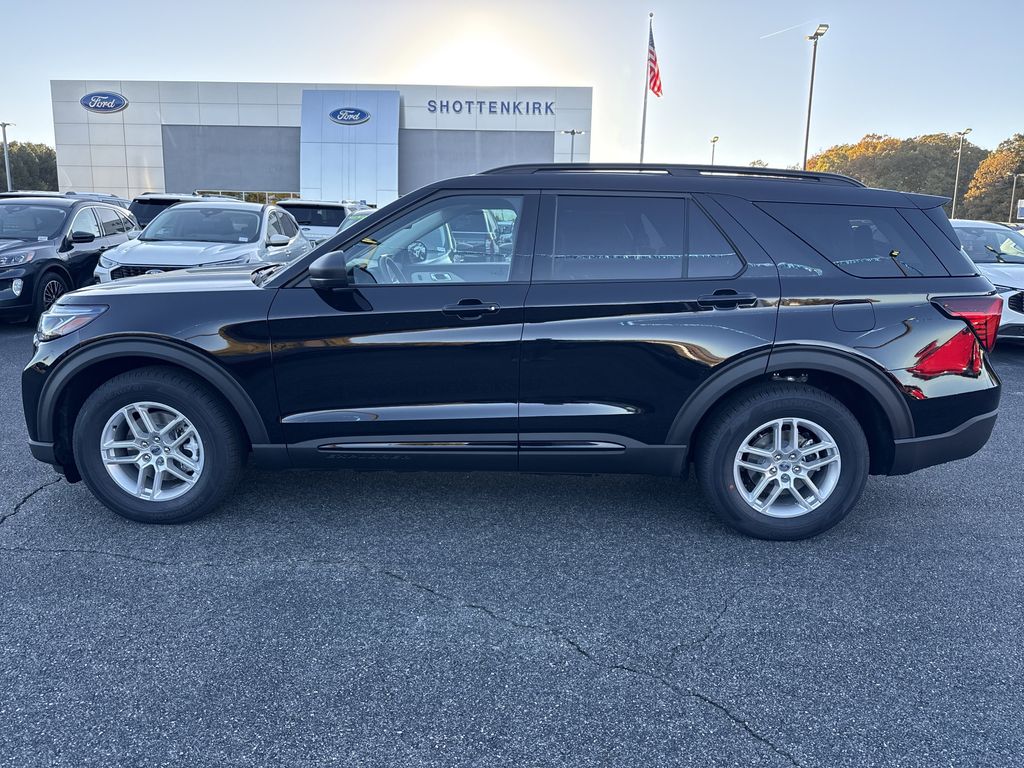 2026 Ford Explorer Active - Photo 4