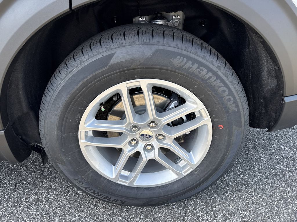 2026 Ford Explorer Active - Photo 20