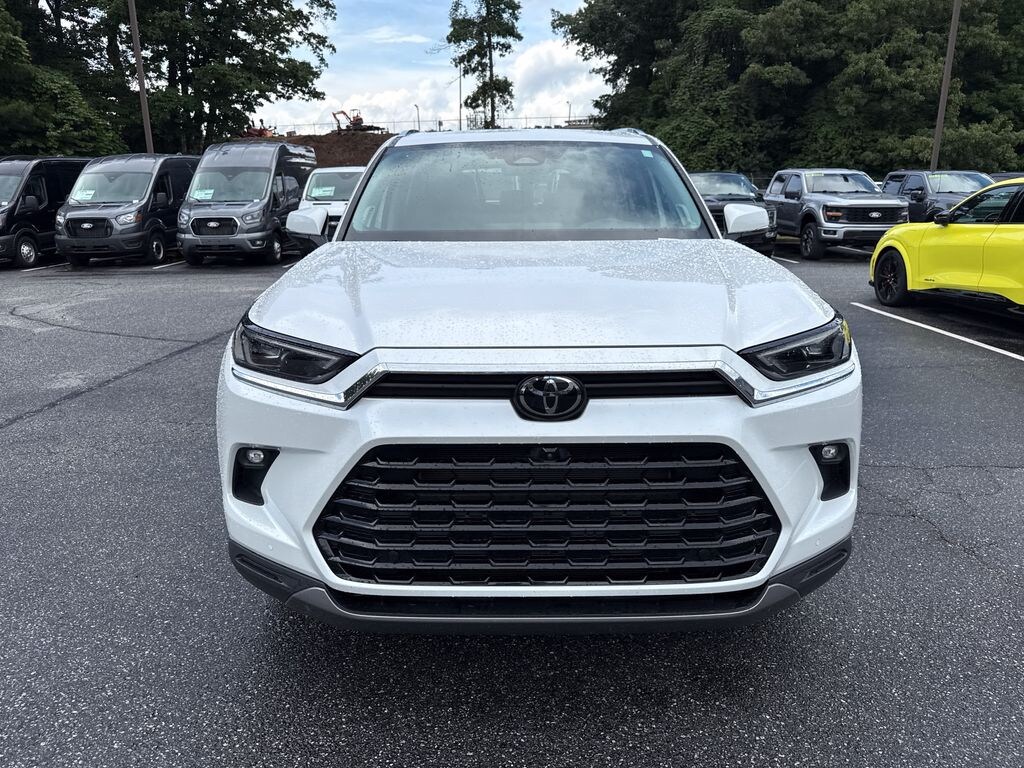 Used 2024 Toyota Grand Highlander Limited SUV