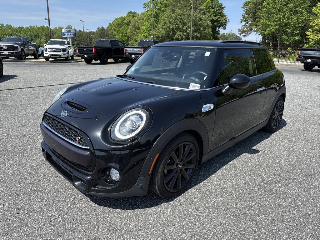 Used 2019 MINI Hardtop Cooper S Hatchback