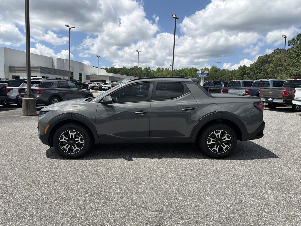 Used 2025 Hyundai Santa Cruz XRT Crew Cab Short Bed Truck