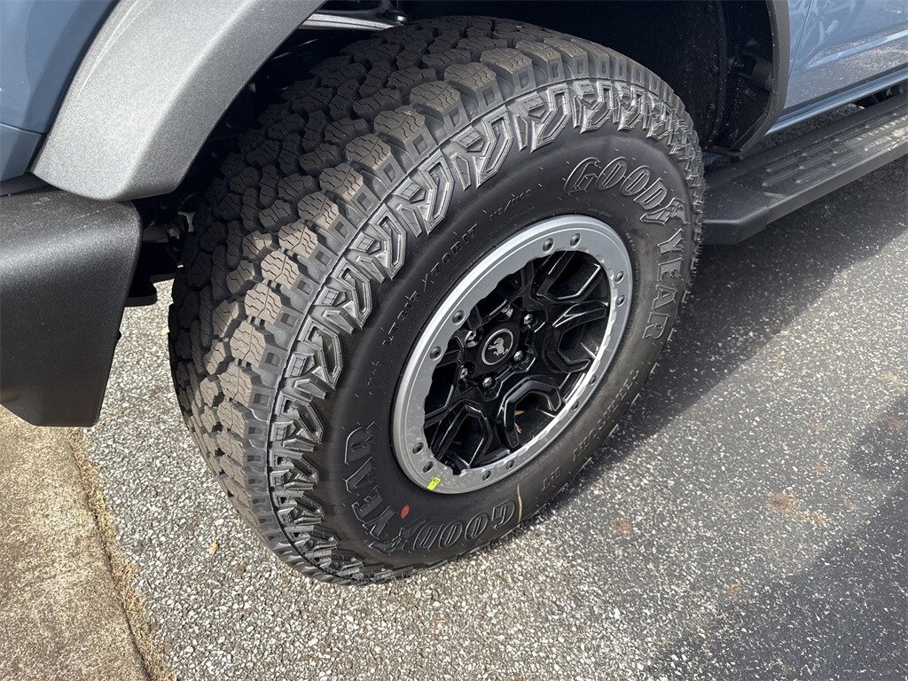 New 2025 Ford Bronco SUV