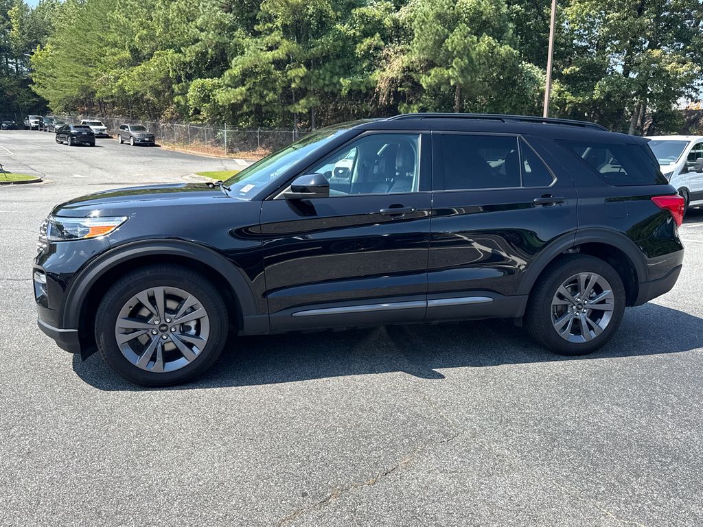 Used 2024 Ford Explorer XLT SUV