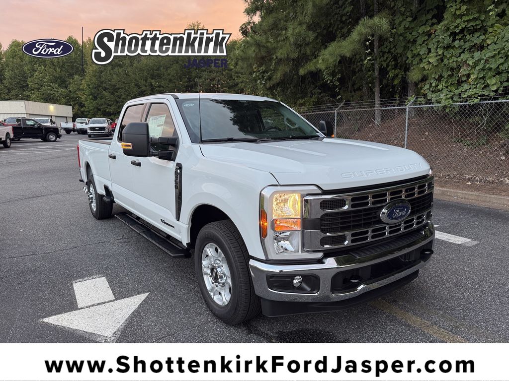 2026 Ford F-350 XL Crew Cab 8' Box SRW's photo