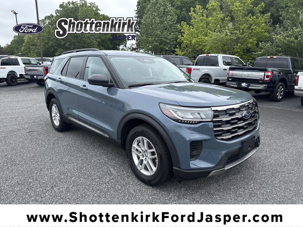 Used 2025 Ford Explorer Active SUV