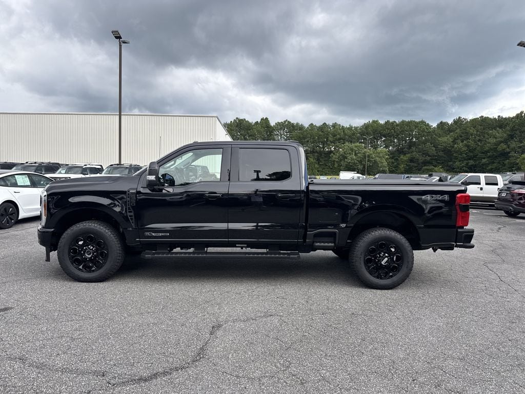 Used 2025 Ford F-350 Lariat Super Duty Crew Cab Truck