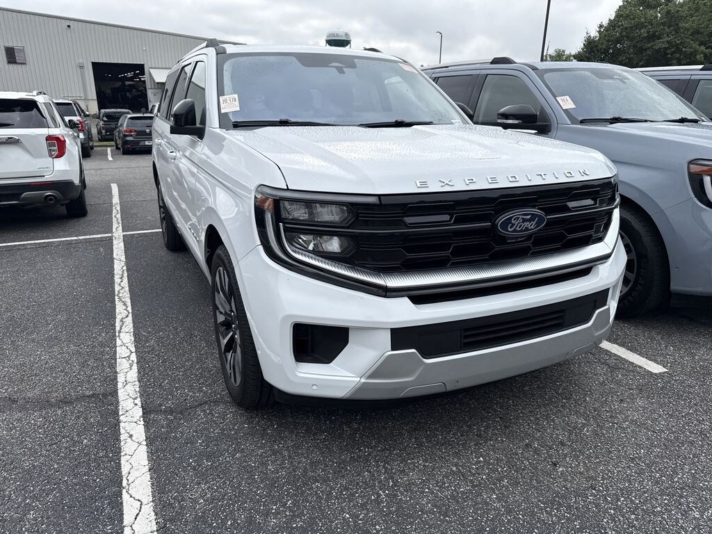 Used 2025 Ford Expedition MAX Platinum SUV