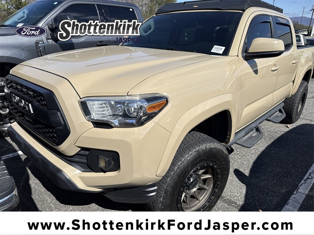Used 2018 Toyota Tacoma SR5 Crew Cab Short Bed Truck