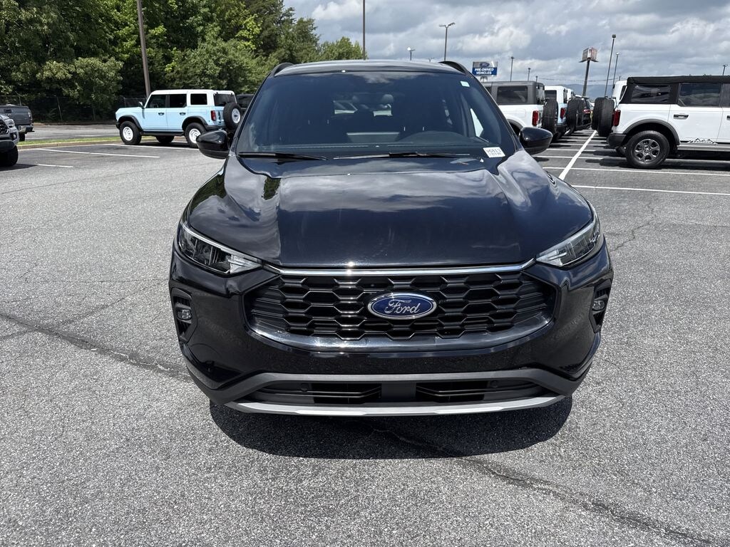 Used 2025 Ford Escape ST-Line Select SUV