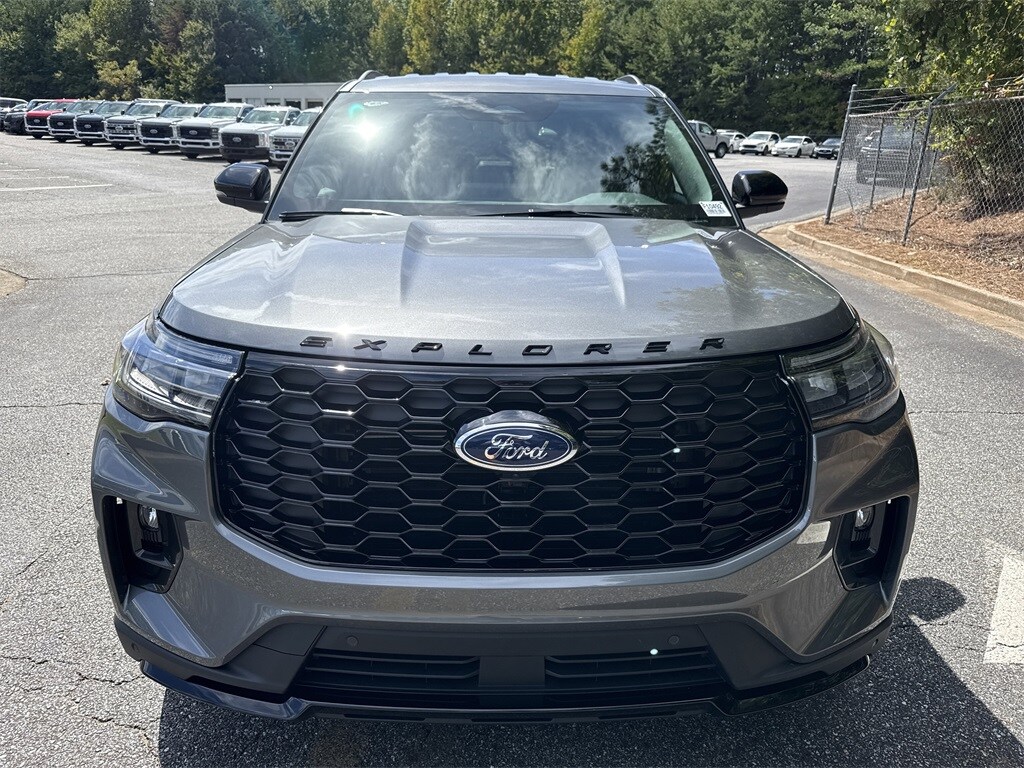 New 2025 Ford Explorer ST-Line SUV