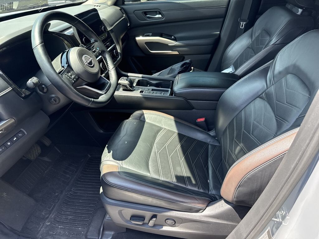 Used 2022 Nissan Pathfinder