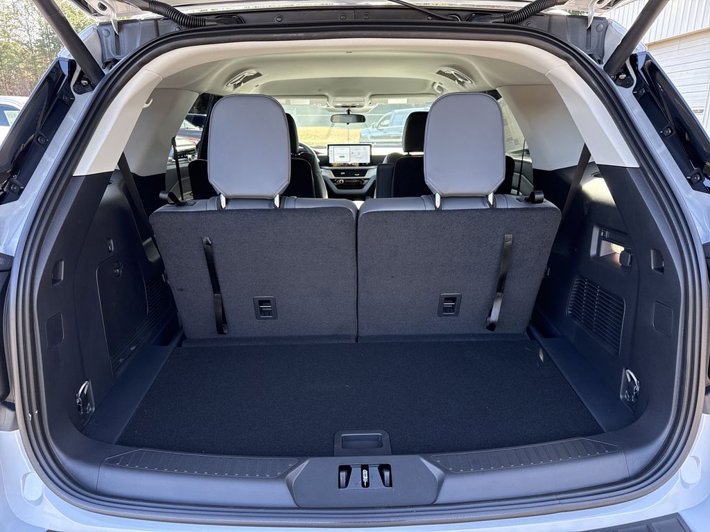 2026 Ford Explorer Active - Photo 19