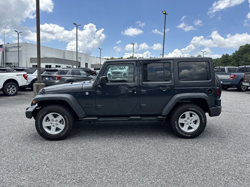 Used 2016 Jeep Wrangler Unlimited Sport SUV