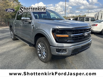 2025 Ford F-150 XLT Truck