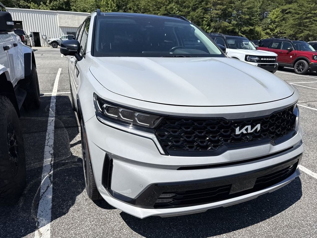 Used 2023 Kia Sorento SX Prestige SUV