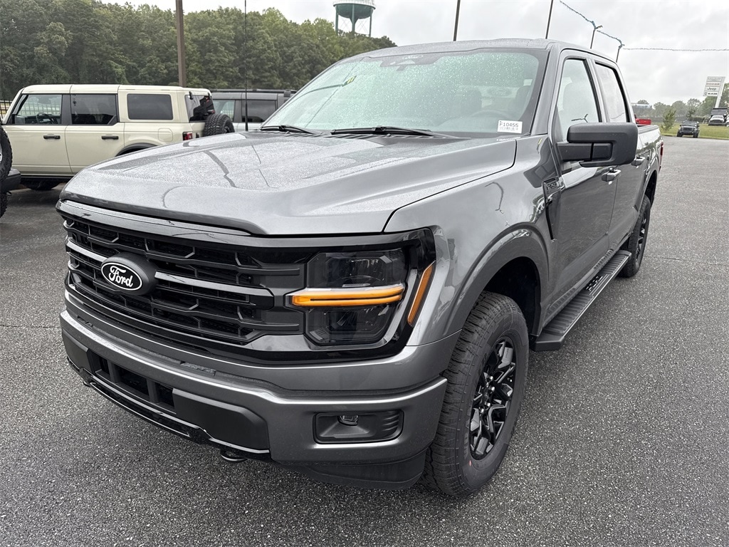 New 2025 Ford F-150 XLT Truck