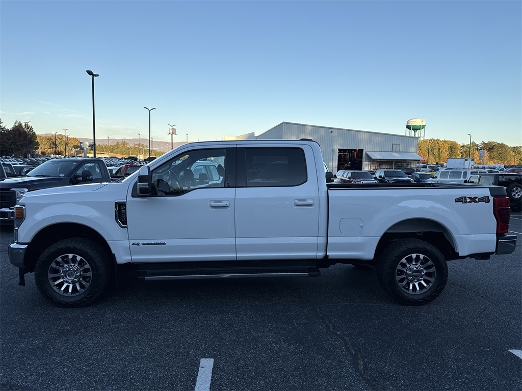 Used 2022 Ford F-250 Lariat Crew Cab Truck