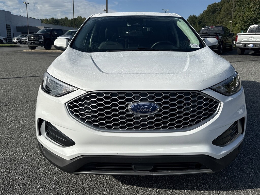 Used 2024 Ford Edge SEL SUV